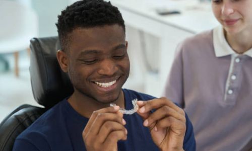 Clear Aligners 101: Easy Ways to Adapt in the First Week